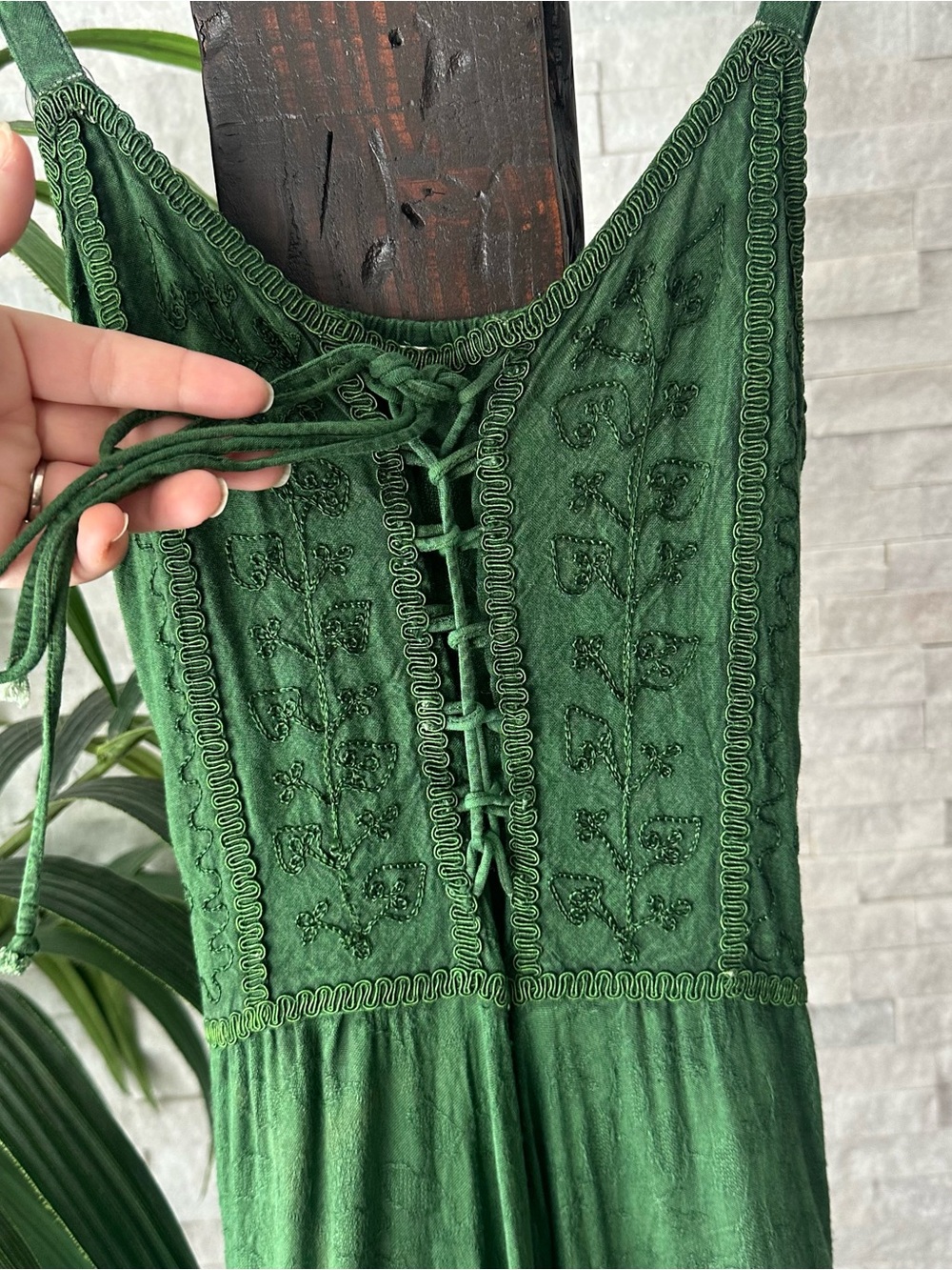Ocean Queen Hawaii Green Fairycore faecore Embroidered Smocked Dress Size L/XL - Picture 4 of 10